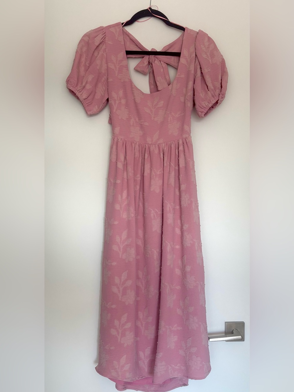 NWT • Woman XS • Pink Puff-Sleeve Tie-Back Maxi Dress
